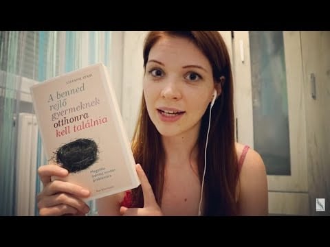ASMR @ Könyvajánló és egy kis sport suttogósan / Whispering and chatting about books, films, sports