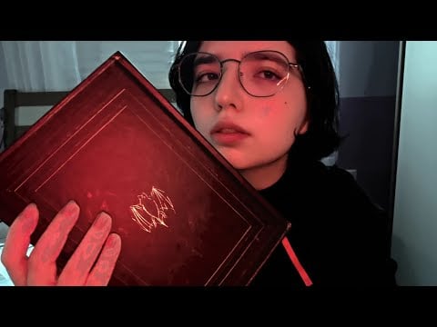 Asmr com fala suave e lendo Drácula 🦇