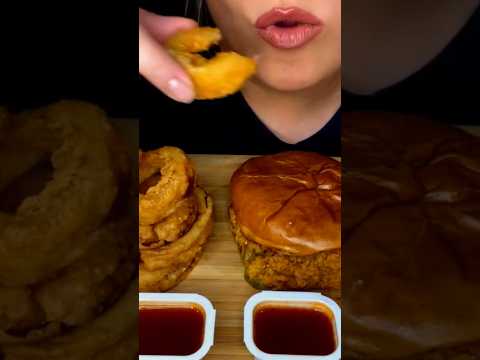 Popeyes Crunchy Onion Rings #shorts #asmr #asmreating #popeyes