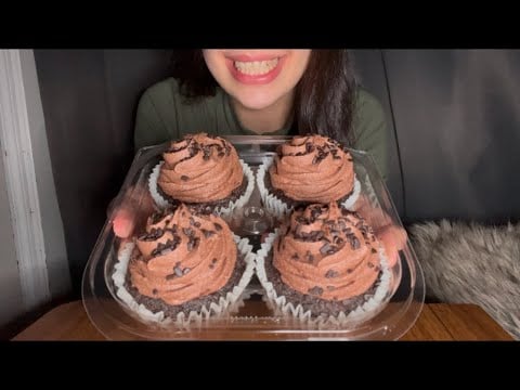 CUPCAKE PARTY ASMR EATING *TRIPLE CHOCOLATE EDITION*