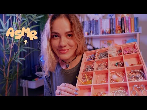 ASMR Lojinha de Bijuterias 🌙🧚🏼 Sons Relaxantes & Voz Suave