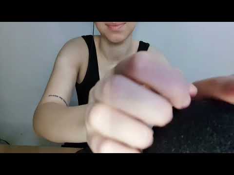 ASMR - Mic rubbing/scratching