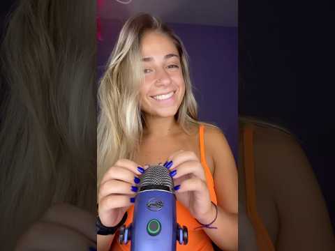 Yt: Viti Asmr Ig: viti.bertuna.   #asmr #asmrsounds #argentina #asmrvideo #tapping