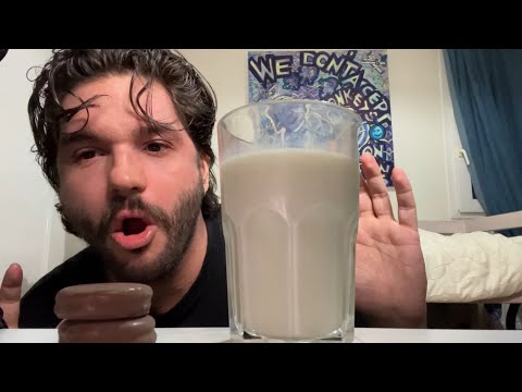 ASMR FR | Boire un grand verre de lait frait et déguster des oreos chocolat au lait 😋