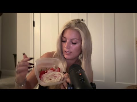 ASMR eating cake and whisper ramble 🍰🩷