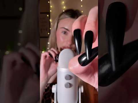 ASMR nail tapping & mouth sounds 💅🏻👄 #asmrmouthsounds #asmrnailtapping