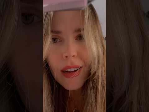 ¿Que pasaría si corto justo aquí arriba? Siente el cambio… ¡Listo, mucho mejor! 💇💜#asmr #short