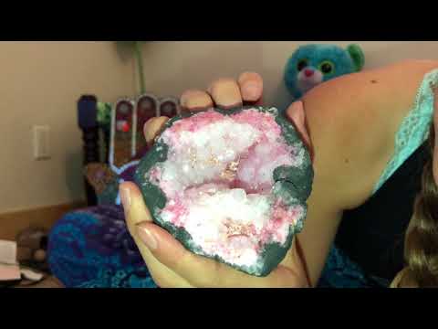 ASMR rambling / tapping