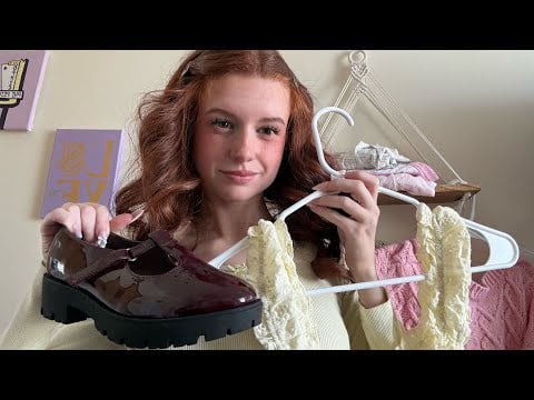 ASMR l Personal Spring Stylist Roleplay (Personal Attention + Fabric Scratching) 🌸🌷