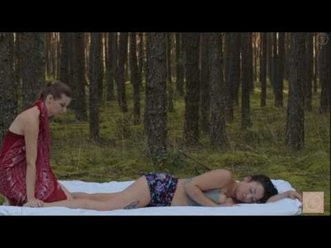 💆‍♀️ 🌿 Tranquil Escape | ASMR Outdoor Thai Massage – Annette ✨🌸