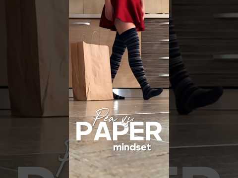 Pea's Over-Knee Socks vs. Paper! Feet Crushing Things! Oddly Satisfying ASMR
