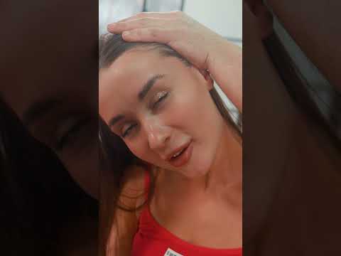 Deep massage + cracking | chiropractor transforms Christina #stretching
