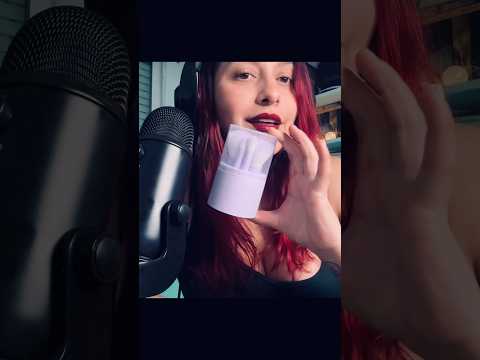 Toco tu carita y besitos!!💗 Sígueme para llegar a los 5K🎉 #asmr #visualtingle #asmrcommunity