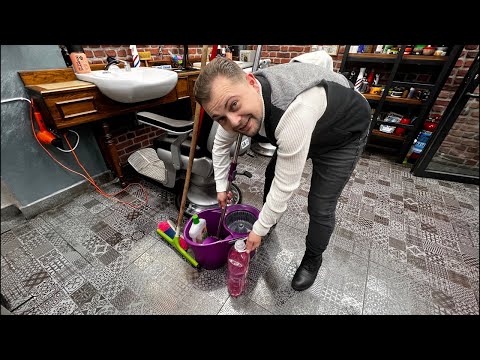 I start the day in my BARBER SHOP with a fresh cleanup