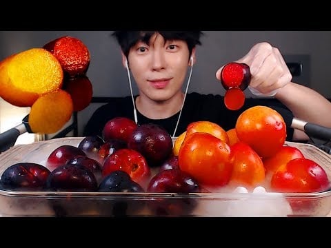 【Mukbang】자두먹방에서 드라이아이스 asmr로 바뀌는 이상한 영상 |체리자두 나디아 피자두 비교|Real Eating Sounds Show [SIO ASMR 시오]