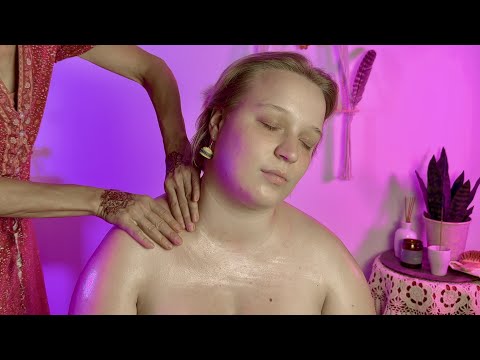 ASMR su Persona Reale MASSAGGIO Collo Spalle e Schiena, BRUSHING Hair e PULIZIA ENERGETICA con Marta