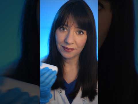 ASMR Médecin • j'extrais tes points noirs