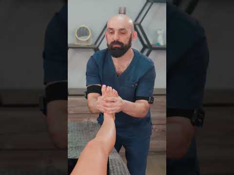 Deep core massage + cracking | chiropractor transforms Christina #shorts