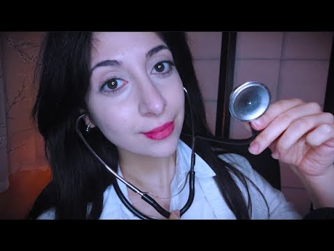 ASMR | DOTTORESSA TI VISITA 🩺🥼 (roleplay)