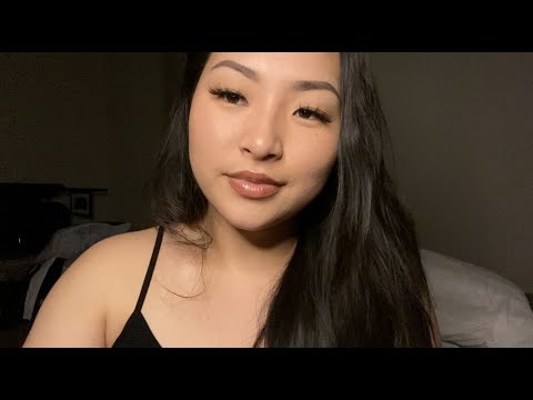 ASMR| Upclose Face Kisses & Positive Affirmations