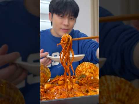 King crab & Seafood MUKBANG🦀🐙  #shorts