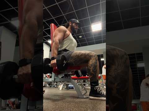 Gym ASMR and male breathing sounds 😮‍💨 #asmr #gym #fitness #gay