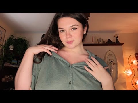 ASMR | Tingly Collarbone & Fabric Scratching/Tapping ✨
