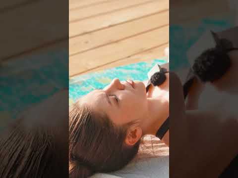 Chiropractic adjustments and stretching for Anna #chiropracticadjustements
