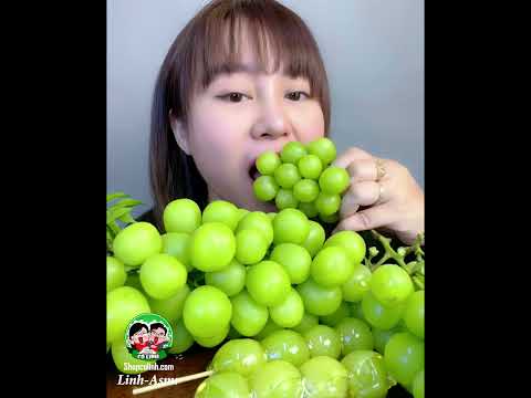 #shortvideo LINH-ASMR eating peony grapes and candied peony grapes