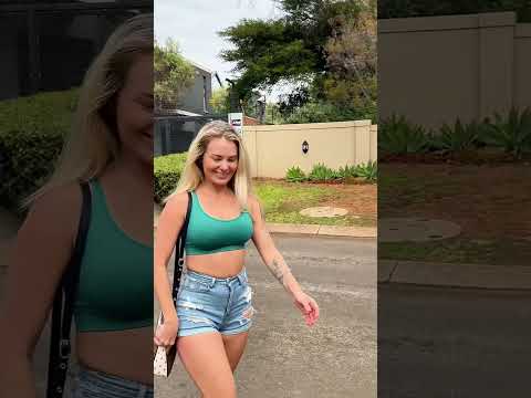 Would you introduce yourself? #walking #shortvideo