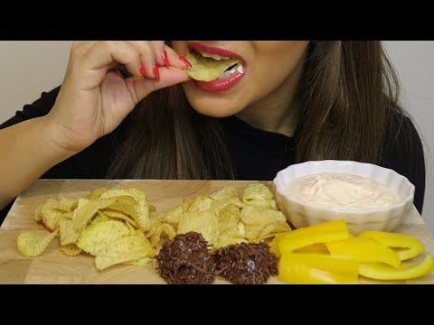 ASMR BRIGADEIROS / CHIPS / BELL PEPPERS / RANCH DIP / no talking / CREMA ASMR #asmr #mukbang #snacks