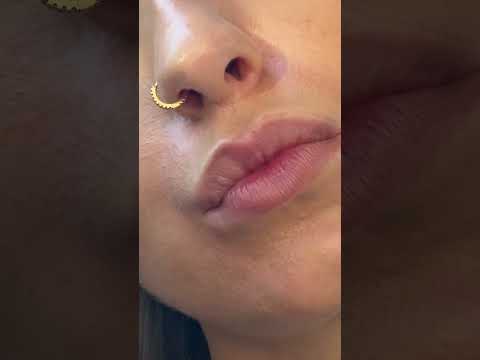 💋