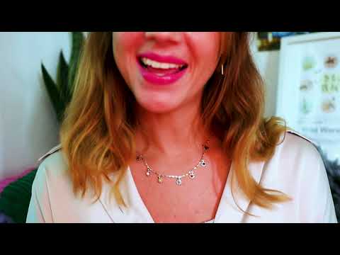 ASMR Show & Tell in a Cozy Café ☕Travel Snacks & Soft Storytelling