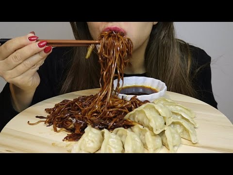 ASMR CHICKEN DUMPLINGS / CHOW MEIN NOODLES / no talking / CREMA ASMR #asmr #mukbang #dumplings #food