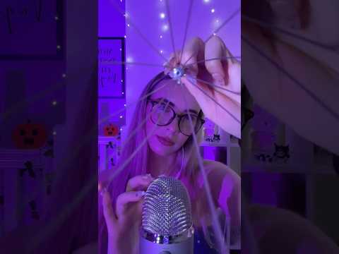 ASMR brain scratches 🧠 #asmrmicscratching #asmrtingles