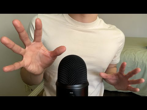 ASMR | Relaxing mouth sounds and hand movements