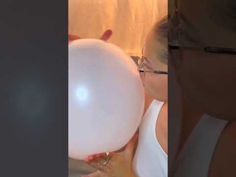 Kissing White Balloon #balloon #asmr #blowingup #funny