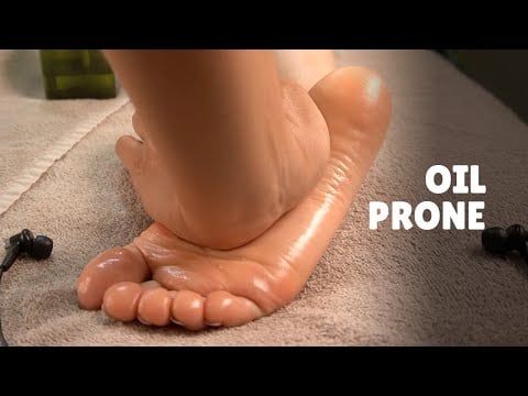 うつ伏せ足つぼ | オイルで足裏とふくらはぎ