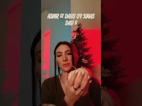 ASMR TAPPING ~ 12 DAYS OF CHRISTMAS 💚 {day 5} #asmr #christmas #asmrshorts