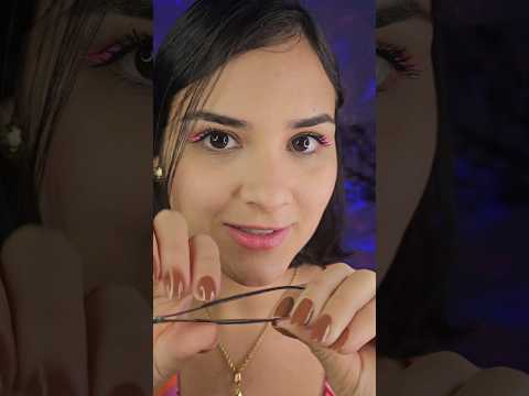 ASMR FAZENDO SUA SOBRANCELHA 🥰#asmrtingles #asmrsounds #asmrgatilhos