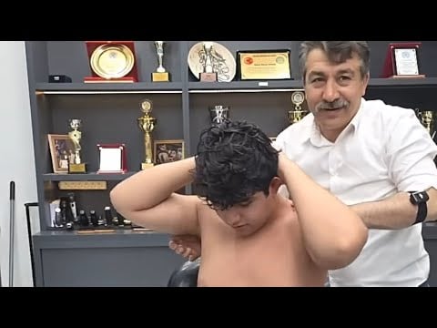ASMR SKIN CARE AND BEARD SHAVE WITH BARBER MUNUR ONKAN