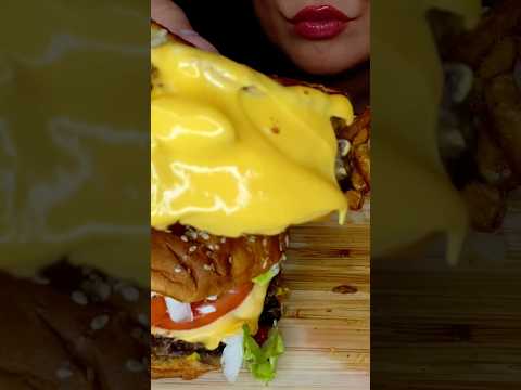 Five Guys burgers with cheese sauce #asmr #cheeseburger #foodie #shorts