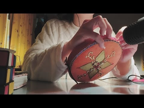 ASMR - TINGLES FOR YOU (SCRATCHING, GRIPPING, TAPPING, CRINKLING AND HAND SOUNDS)