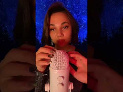 Mic scratching 🎙️💅🏻 #asmr #hsyasmr #asmrazerbaijan  #asmrtingles #micscratching