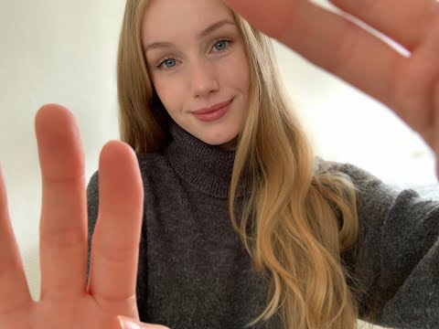 ASMR| Touching your Face 🥰 (german/deutsch) |RelaxASMR