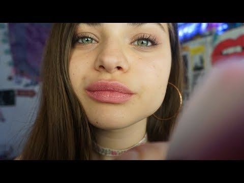 ASMR Español Argentina - Movimiento suaves con las manos y brocha en el lente