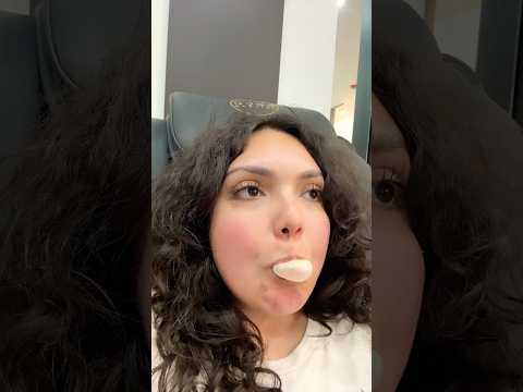 BUBBLE ASMR | blowing small bubble gum popping sounds #asmr #bubblegum