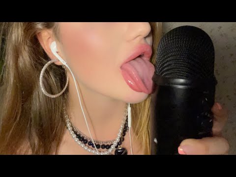 ASMR AGGRESSIVE AND FAST SPIT PAINTING drool and spit АСМР