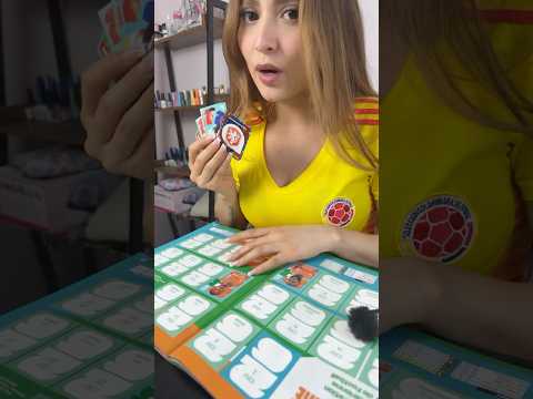 [4K] ASMR Llenando el Álbum del Mundial 2026 (Sonidos Reales)