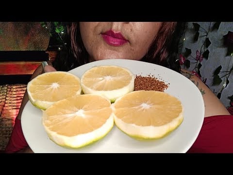 ASMR comiendo naranjas con tajin